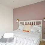 Luxury 2 Bed Apartment, Centre Of The Barbican!