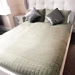 Southend On Sea L 4 Bedroom House L Contractors Families Groups All Welcome L Free Parking L