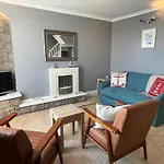Min Y Graig New Quay