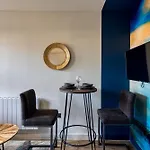 Renaissance 4 - 1 Bedroom Apartment In Southport