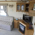 Golden Palm Chapel St Leonards Hathaway 8 Berth