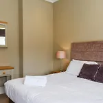 Uk47786 - Flat 4E