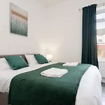Charming & Trendy 4 Bedroom Luxury Home In Anfield