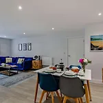 Surfers Paradise - P5