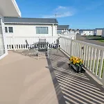 28 Finch