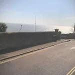 Quaint Cottage In Ventnor With Sea Views