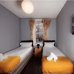 Super Central Apartment At The Meadows!1