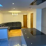 Entire Seaside Home 6 Private Bedrooms Sleeps 10