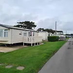 127Cs Hoburne Naish Holiday Park