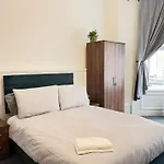 Original One Bedroom Apartment Next To Winter Gardens With Free On-Site Parking, Blackpool