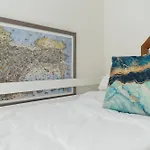 Horizon Bay