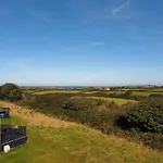 Lodge With Sea & Country Views