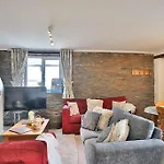 Guest Homes - The Byre