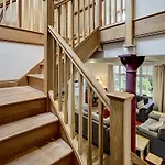 Redway Lodge