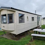 Newquay Bay Holiday Resort Caravan 142