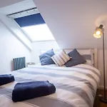 2 Isallt Lodge