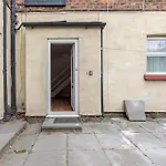 Cheerful Maisonette In The Heart Of Orrell Park