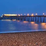 Gorgeous House Central Deal With Free Parking !