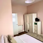 Prestwick Kingb Petsok Freep Wifi Tv