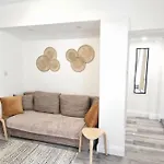 Cosy Central 2 En-Suite Bedrooms Apartment