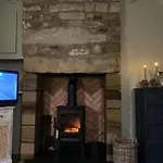 Hideaway Cottage