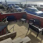 Southbay Holiday Flats Flat 2