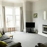 Seaside Bliss Your Perfect 1Br Wales Escape