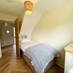 Beach Access-Ynys Cartref-4-Bed