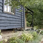 The Woodmans Hut Minehead