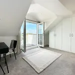 River Breeze 3-Bed Balcony Apartment