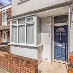 Charming Southsea Family Home Pass The Keys