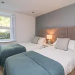 1 Gibraltar Terrace