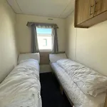 Great Caravan With Homely Feel In Clacton-On-Sea