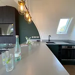 Pod St Ives - Luxury Glamping Accommodation