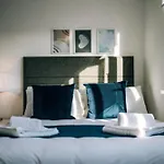 Freda House By Horizon Stays