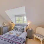 Pencartref- Luxurious Seaside Apartment Aberdovey