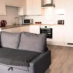 The Turner Apartment - Margate Beach - By Goldex Coastal Breaks