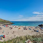 No.1 Porthgwidden Studios