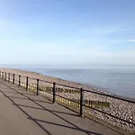 2 Bed In Minehead 75338