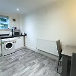 Sunderland City Centre Modern 2 Bed Apartment