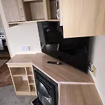 Pg69 Golden Palm 8 Berth Caravan With Decking