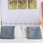 Stay By Brighton Modern Comfort In The City