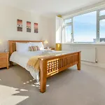 9 Lyonesse Apartments