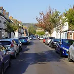 Bright & Spacious 4 Bed Victorian Home By Blue Buzzard Property