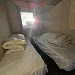 2 Bed Caravan Leanne Centeal Heated