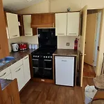 Lovely 3 Bed With Balcony And Ramp