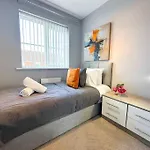 Mable House By Blue Skies Stays