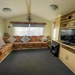 Caravan For Hire At St Osyth Beach Holiday Park In Essex Ref 28107Y