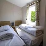 Brilliant 8 Berth Caravan At Southview Holiday Park In Skegness Ref 33005Ml