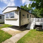 Caravan With Decking At Highfield Grange In Essex Ref 26452Ba